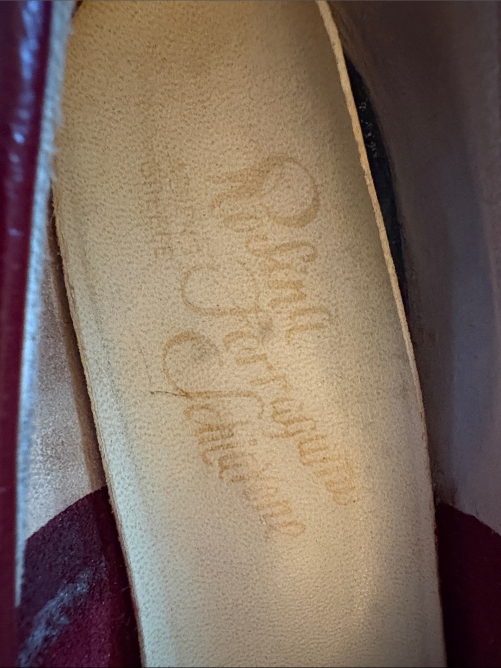 Women’s Burgundy Suede Ballet Flat Rosina Ferragamo Schiavone Heels - Picture 2 of 5